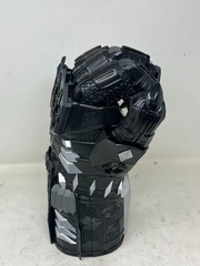 Marvel Infinity Gauntlet Light-Up Sound FX Articulated Cosplay Glove Black AS-IS