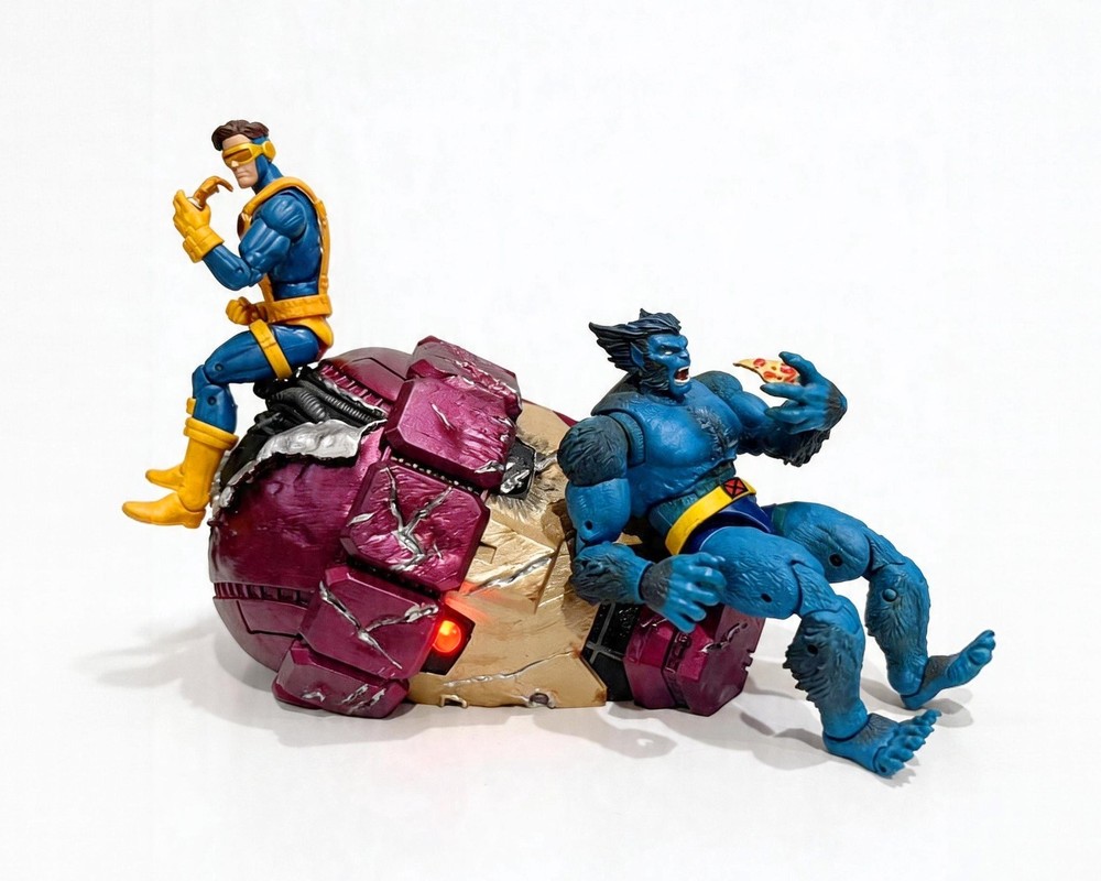 Sentinel Head Diorama Battle Damaged Effect With LED for 1:12 Action Figure