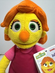 LIMITED EDITION Sesame Street Gund Julia New With Tag Rare Push Toy