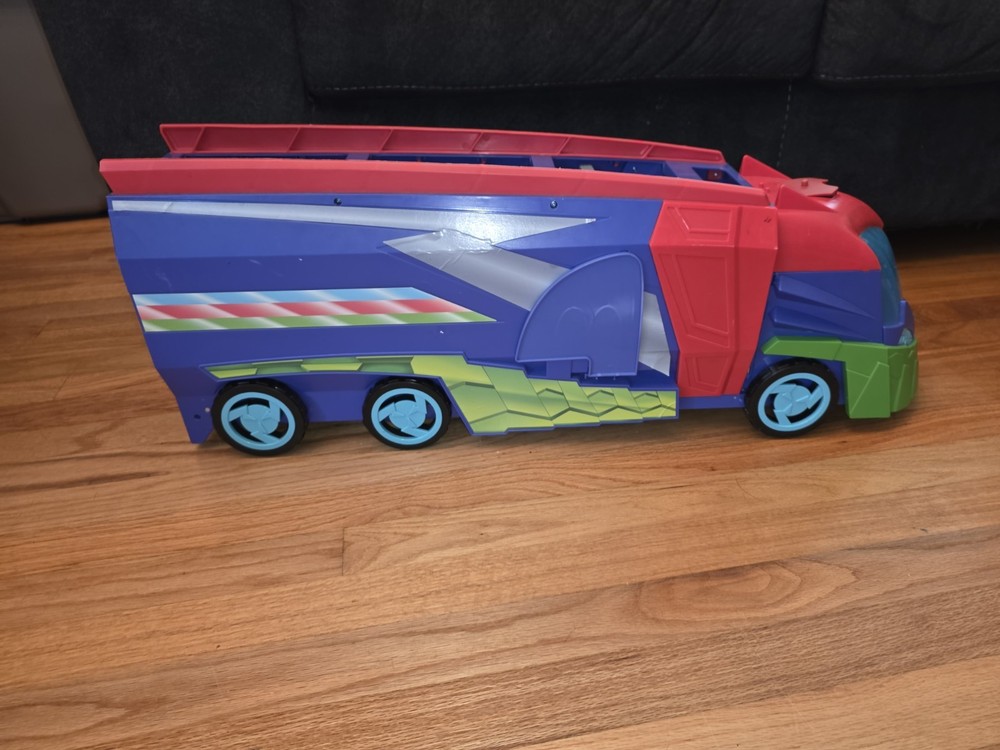 PJ Masks Transforming 2 in 1 Mobile HQ,Playset Kids Toys Ages 3 Up (No Figures)