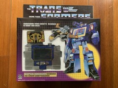 Transformers G1 Soundwave brand new with a cassette(you can choose one from 6)