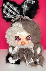 Zaza BB 800% Bexin Workshop Misty Pear Grey Bunny Plush Blind Box New