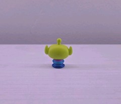 Just Play Disney Doorables Series 5 Green Alien Figure – Rare
