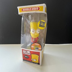 FUNKO 2008 COMIC CON SAN DIEGO SERIES 4 BART SIMPSON BOBBLE-HEAD /240