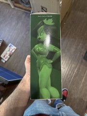 DC Collectible 2013 New York Comic Con Poison Ivy Figure (New & Sealed)