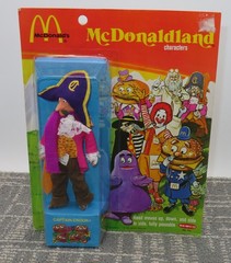 Vintage 1976 Remco Captain Crook McDonaldland McDonald’s On Card READ