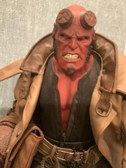 Mezco Toyz, HELLBOY, 2004, 18 INCH Action Figure, Excellent!