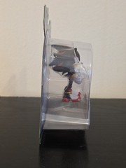 Sonic the Hedgehog 35th Anniversary Shadow 2.5 Inch Figure (READ DESCRIPTION)