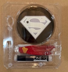 Mezco Toyz One:12 Collective Superman Recovery Suit Action Figure