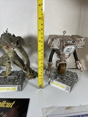 McFarlane Movie Maniacs Fallout Deathclaw,Securitron,Lucy,Maximus & Ghoul **Read