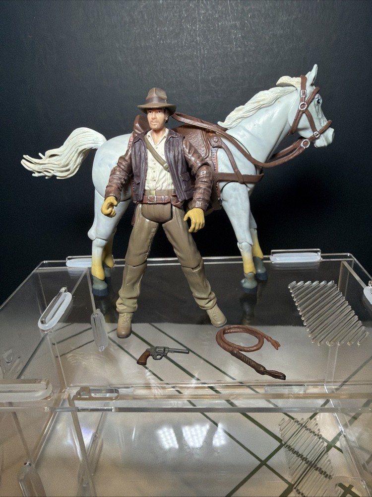 Indiana Jones 2008 Hasbro Raiders of the Lost Ark Indy figure w/ horse Loose