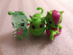 HATCHIMALS-Lot of 42-Collectible Figures-Cute Animals-Colorful RANDOM Figures!!