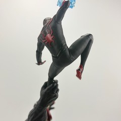 Marvel Spider-Man 2 Collector’s Edition 19″ Statue Venom Miles Morales PS5