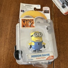 Despicable Me 2 Movie Minion Dave Poseable Action Figure Pkg dented in on bottom
