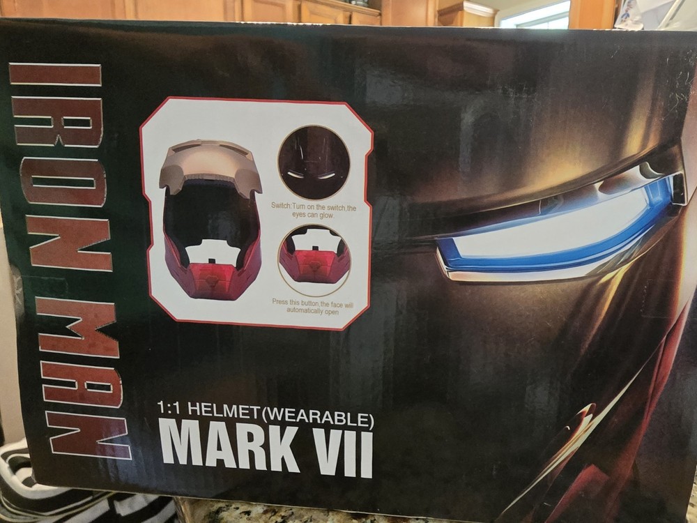 Iron Man Mark VII Headgear 1:1 Helmet LED Eyes Silver CG7248 Wearable New in Box