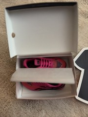 Reebok Pink Sneakers Black Hat &Shirt Sticker Zuru Sneakers Mini Bands
