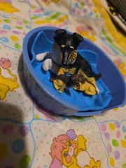 Vintage 1990s Puppy In My Pocket Collie Dog Family Bella Mom & 2 Puppies Dogs
