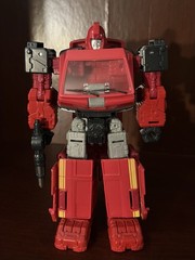 Transformers War for Cybertron Earthrise Amazon Exclusive Ironhide COMPLETE