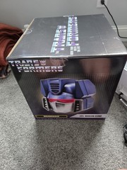 Hasbro – Modern Icons Transformers Soundwave 1:1 Replica Helmet Gamestop NIB