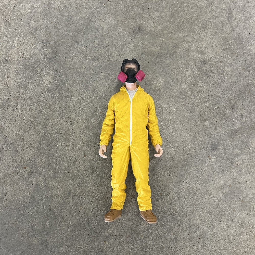 Mezco Toys Breaking Bad: Walter White Yellow Hazmat Figure