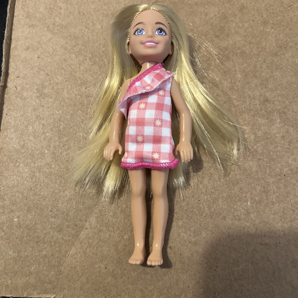 Mattel Barbie Family And Friends Club Chelsea Blonde Pink And White Dress Do