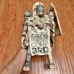 ThreeA WWR 1/6 Deep Comm Caesar 17″ Figure Ashley Wood 3A Bertie Powder 2011
