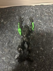 Final Faction Krepitus Kharn Alien Action Figure Greenbrier Black & Green 4″