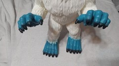 2015 Toys R Us 16” Vinyl Yeti Figure Abominable Snowman Cryptozoology