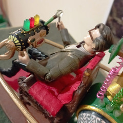 H.G. Wells’ The Time Machine 1960 Movie 1/12 scale deluxe model