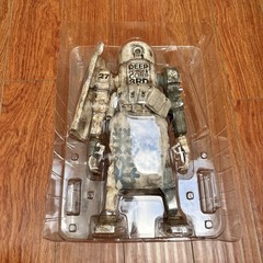 ThreeA WWR 1/6 Deep Comm Caesar 17″ Figure Ashley Wood 3A Bertie Powder 2011
