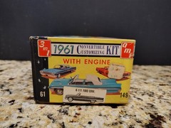 Ford 61 Convertible 1961 Model Kit AMT 3 in 1 1/25 Scale NEW Unbuilt K-111