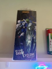 B2Five Robotech VR-041H Saber Cyclone Lance Belmont 1/28 Scale Figure New Sealed