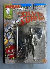 1991 MARVEL / TOYBIZ SILVER SURFER (MOC) “Comic Defenders” / with SPEED SURFING*