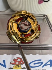 Lightning L-Drago Gold Red Beyblade METAL FUSION