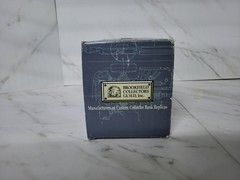 1994 GMC Suburban Bank 1:24 BROOKFIELD COLLECTORS GUILD Die Cast MIB Blue Silver