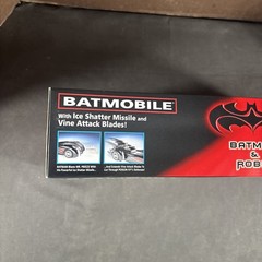 BATMAN & ROBIN BATMOBILE ACTION FIGURE KENNER SEALED ICE SHATTER NEW DC COMICS
