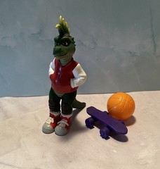 VTG Dinosaurs TV Show Figures-Sinclair Family Disney 1990s with Accessories Lot