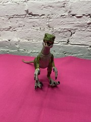 Amber Collection Velociraptor Charlie Jurassic World Mattel 6″