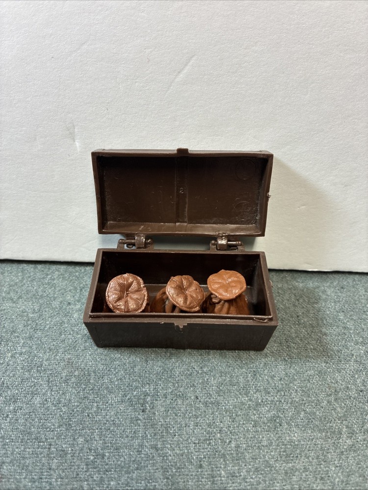 1960’s-70’s Marx Johnny West Brown Strong Box w/3 Gold Money Bags Used