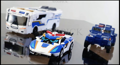 Metal Cardbot S Season2 BLUE COP TRINITY Transformer Robot Car Figure Toy 2024