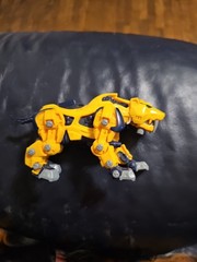 2002 Hasbro Tomy Zoids Zaber Sabre Tooth Yellow/black Action Figure Toy- AS/IS