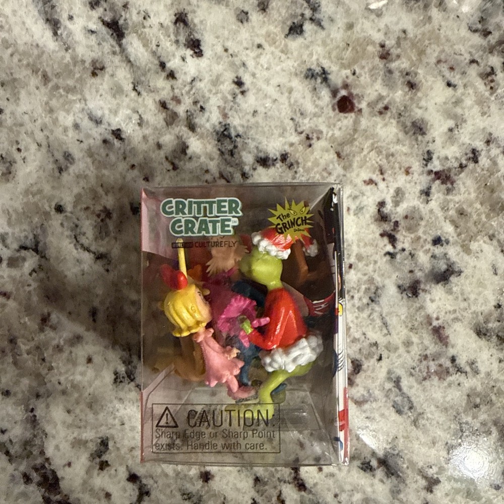 DR SEUSS THE GRINCH MINI FIGURES, CRITTER CRATE BY CULTUREFLY Age: 3+