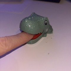 Biting Dinosaur Crocodile Dentist Lookalike Gachapon Mini Playable Toy