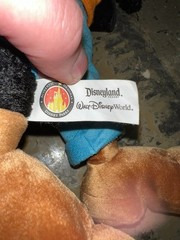Disney Goofy 20″ Plush Toy Store Exclusive Soft Stuffed Animal World Disneyland