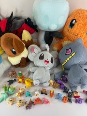 Lot Of Pokemon Plush Toys & Figures Togekiss Banette Eiscue Ice Face Charmander