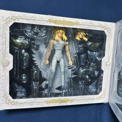 Bandai Saint Seiya Saint Cloth Myth Cygnus Hyoga God Cloth Action Figure Japan