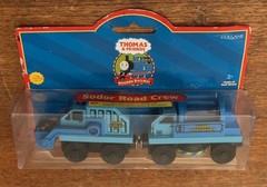 2001 Learning Curve Wooden Thomas Train Sodor Road Crew! New!