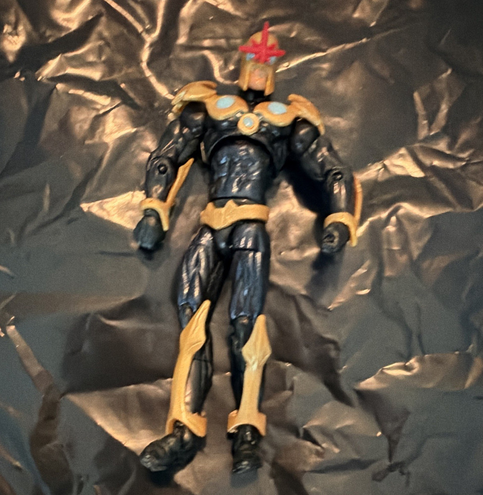 Hasbro Marvel Nova Action Figure Plastic Black Gold Red Comic Book Heroes