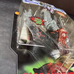 TYRANT RESIDENT EVIL VIDEO GAME SUPER STARS TOYBIZ VINTAGE ACTION FIGURE NEW YLW
