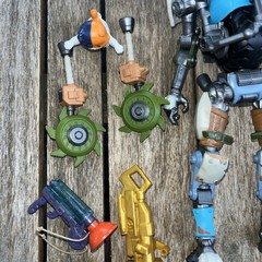 Jazwares Fortnite Legendary Brawlers Kit Mech Suit 7” Figure w/ accessories Read